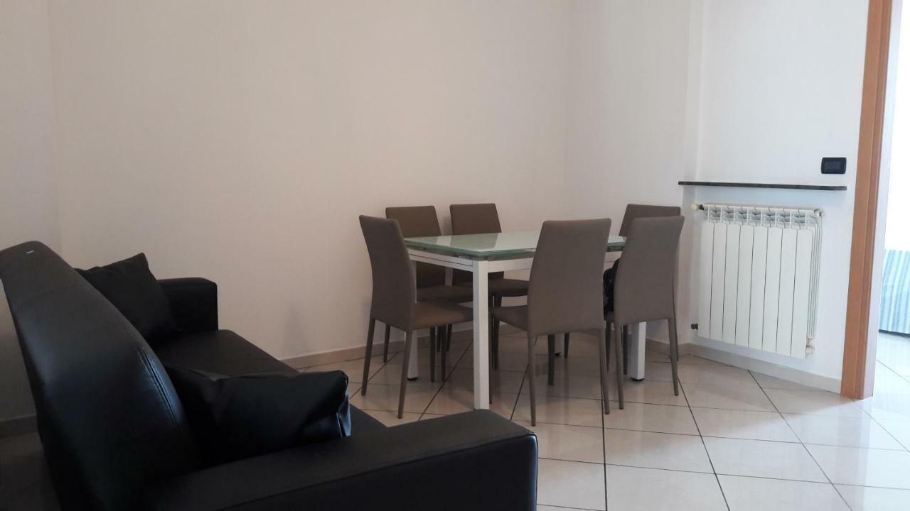 Ferienwohnung Residenza Leonarda Vado Ligure Exterior foto